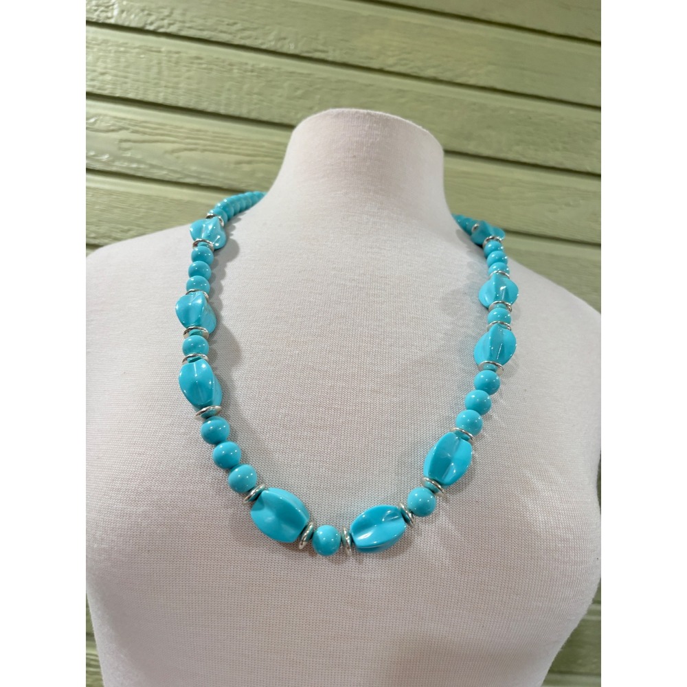 Vintage Turquoise Blue Chunky Lucite Plastic Beaded Statement Necklace 30‎ Inch